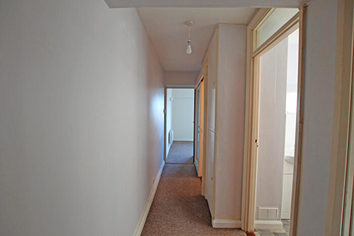 1 Bedroom Flat To Rent In Castle Street, Ryde, PO33