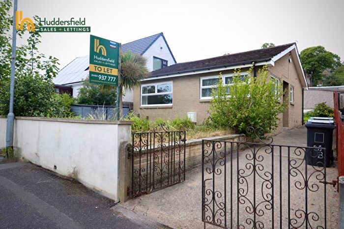 2 Bedroom Detached Bungalow To Rent In Central Avenue, Huddersfield, HD2