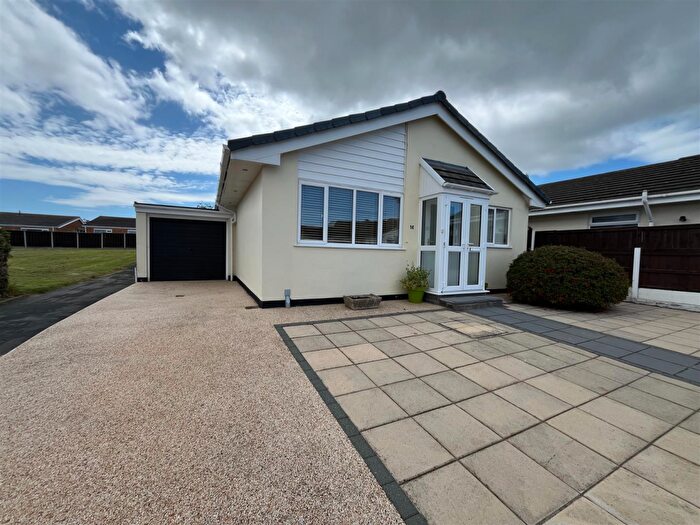 2 Bedroom Detached Bungalow For Sale In Coed Y Mor, Penrhyn Bay, Llandudno, LL30