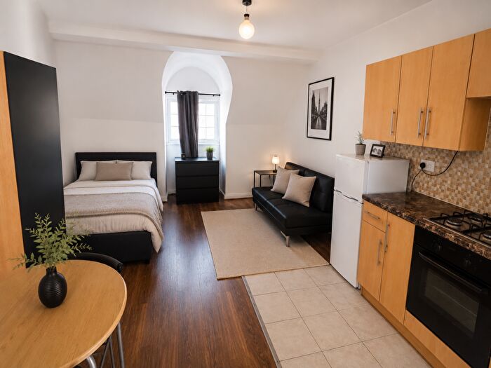 Studio To Rent In Cardiff Road, Luton, Bedfordshire, LU1
