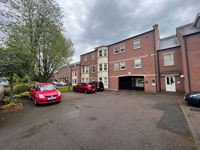 3 Bedroom Flat To Rent In Imperial Place, Leamington Spa, CV32