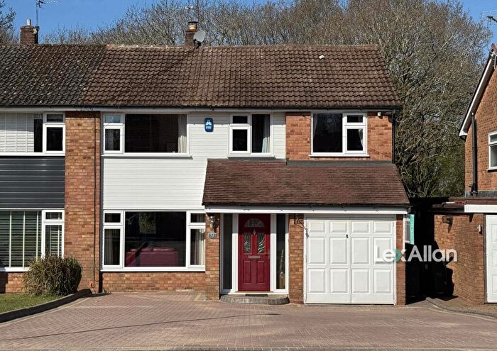4 Bedroom Semi Detached House For Sale In Compton Road, Stourbridge, DY9