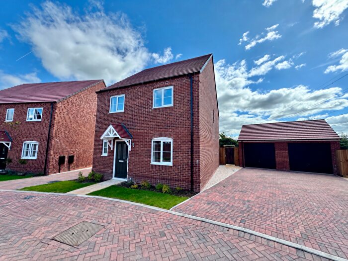 4 Bedroom Detached House For Sale In Willow Grove, Pickford Green Lane, Allesley, CV5