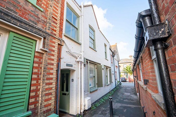 3 Bedroom Terraced House For Sale In Crag Path, Aldeburgh, IP15