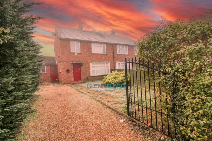 3 Bedroom Semi-Detached House To Rent In Wyndham Crescent, Burnham, Slough, SL1