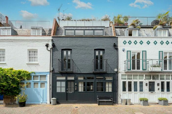 3 Bedroom Terraced House To Rent In St Lukes Mews, Portobello, London, W11