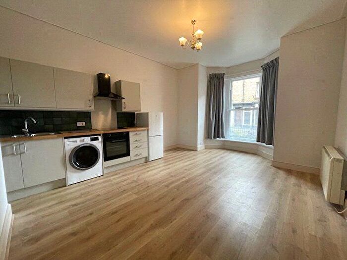 1 Bedroom Flat To Rent In Temple Street, Llandrindod Wells, Powys, LD1