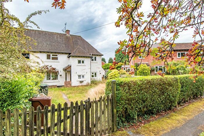 3 Bedroom Semi-Detached House For Sale In Newbourne Hill, Rowney Green, Alvechurch, Birmingham, Worcestershire, B48