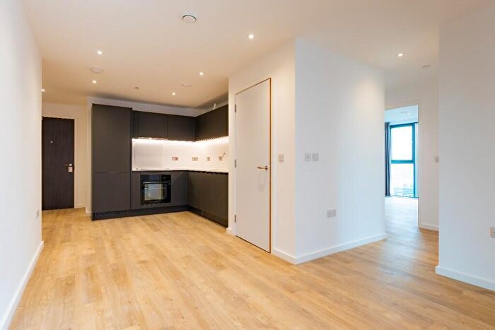 2 Bedroom Flat To Rent In Flat, Swan Street, Manchester, Greater Manchester, M4