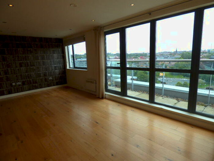 2 Bedroom Property To Rent In The Reach Leeds Street, L3