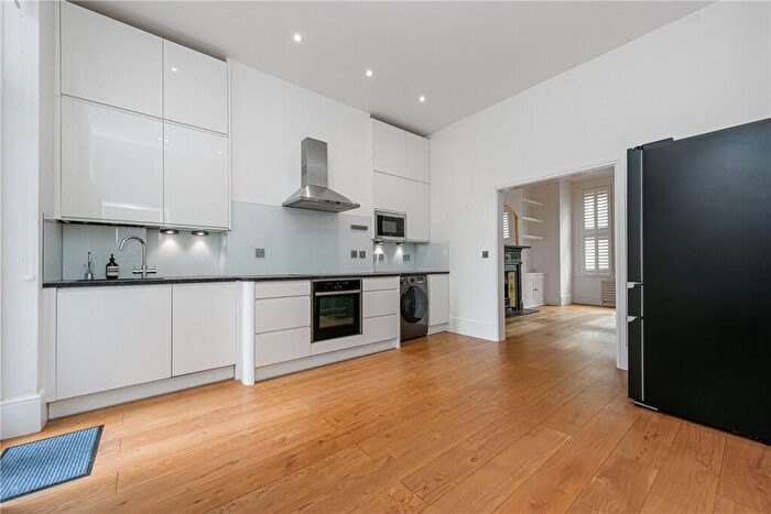 2 Bedroom Apartment To Rent In Lushington Road, London, NW10