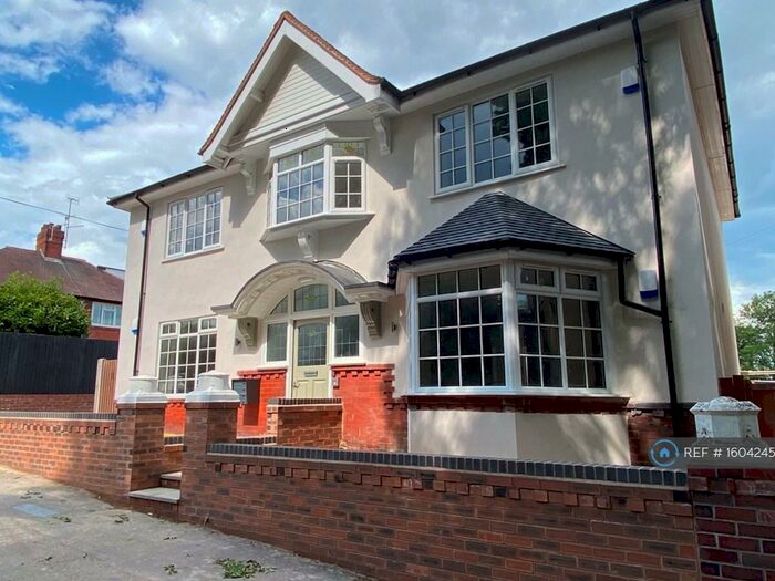 1 Bedroom Flat To Rent In Porthill, Newcastle U Lyme, ST5