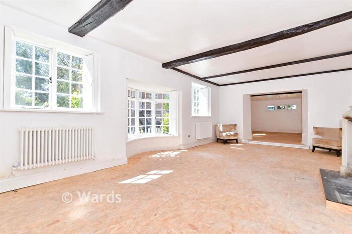 4 Bedroom Detached House For Sale In Church Lane, Trottiscliffe, West Malling, Kent, ME19