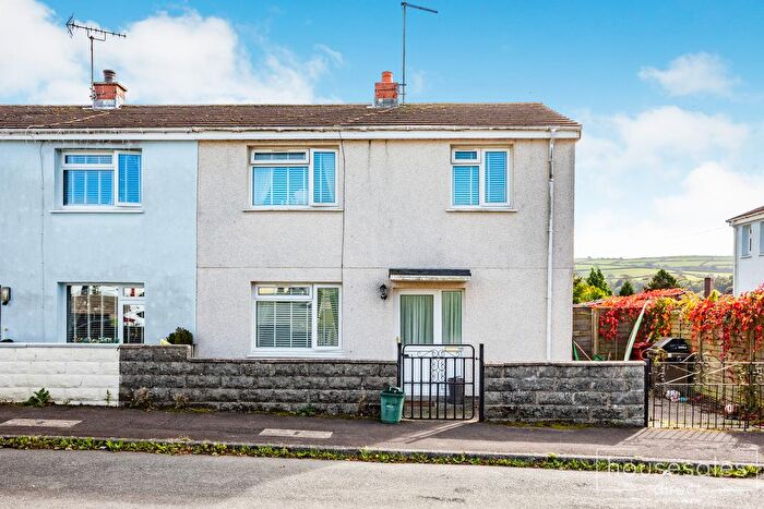 3 Bedroom Semi-Detached House For Sale In Derwen Gardens, Adpar, SA38