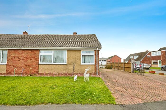 2 Bedroom Semi-Detached Bungalow For Sale In Henhurst Ridge, Burton-On-Trent, DE13