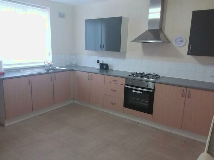 2 Bedroom Terraced House To Rent In Westholme Road, Balby, DN4