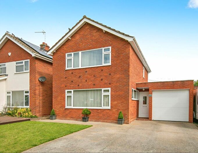 3 Bedroom Detached House For Sale In St. Peters Close, Henley, Ipswich, IP6