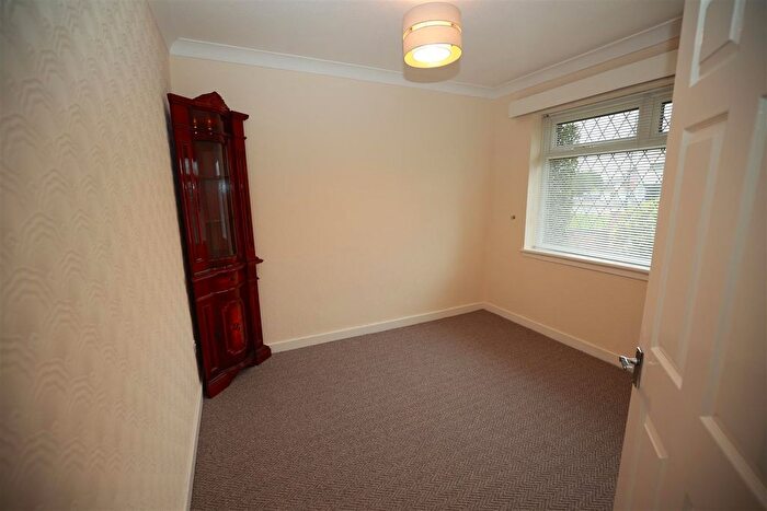 3 Bedroom Bungalow For Sale In Bradford Road, Castle Bromwich, Birmingham, B36