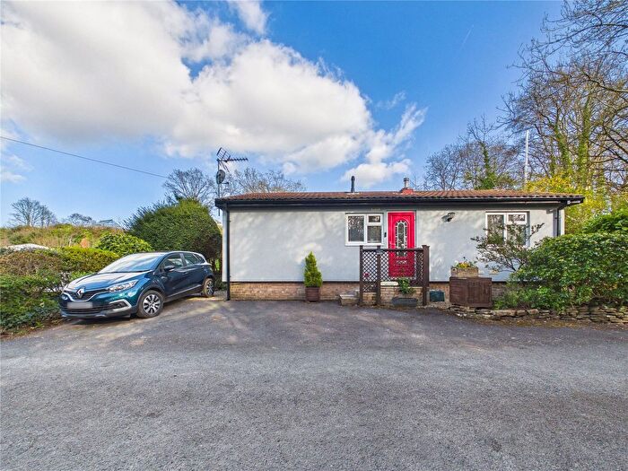2 Bedroom Park Home For Sale In Cleevewood Park, Cleeve Wood Road, Bristol, BS16