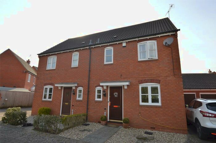 3 Bedroom Semi-Detached House To Rent In Cambrian Road, Tewkesbury, Gloucestershire, GL20
