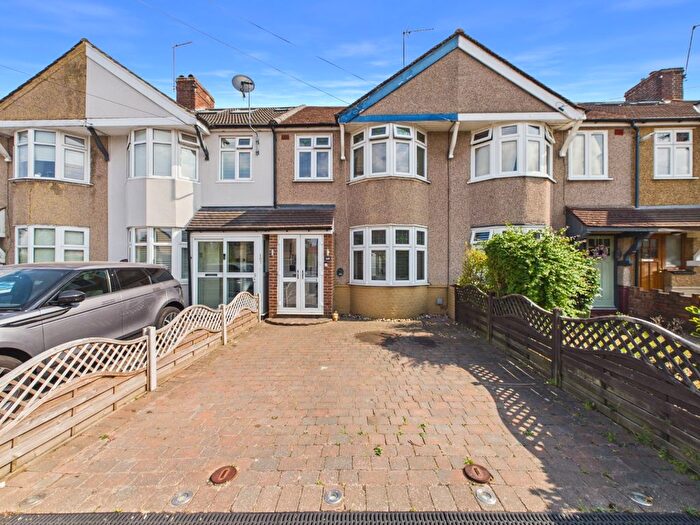 3 Bedroom Terraced House For Sale In Welling, Kent, DA16