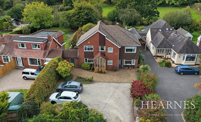 5 Bedroom Detached House For Sale In New Road, West Parley, Ferndown, BH22