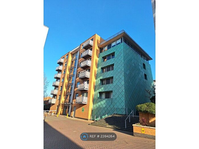1 Bedroom Flat To Rent In Deals Gateway, London, SE13