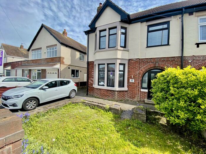 5 Bedroom Semi-Detached House To Rent In Kelso Avenue, Thornton Cleveleys, FY5