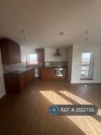 2 Bedroom Flat To Rent In Tramway House, Newport, NP19