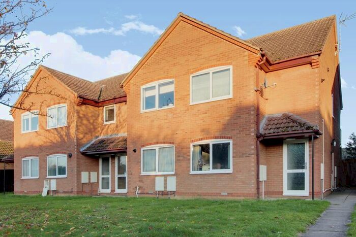 2 Bedroom Flat To Rent In Paxton Court, Little Paxton, St. Neots, PE19