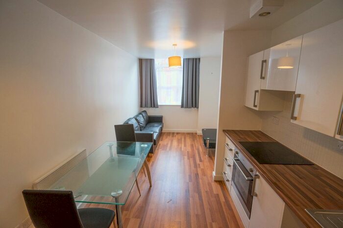 2 Bedroom Flat To Rent In Erskine Street, Leicester, LE1