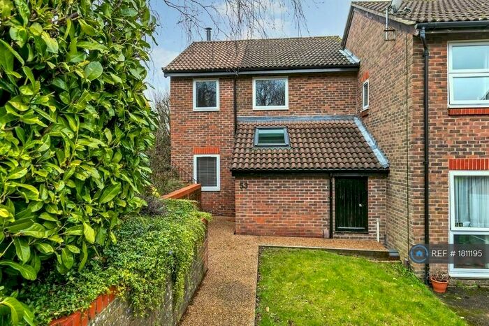 3 Bedroom End Of Terrace House To Rent In Harrow Down, Winchester, SO22