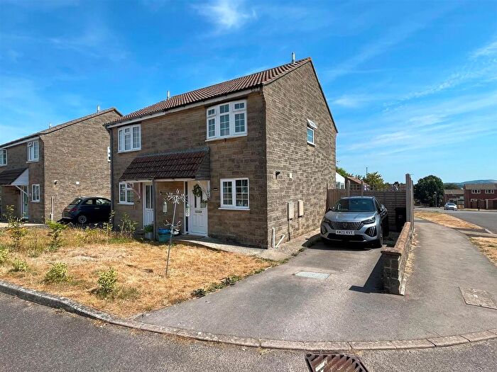 2 Bedroom Semi Detached House For Sale In Buckhill Close, Crewkerne - Open Plan, TA18
