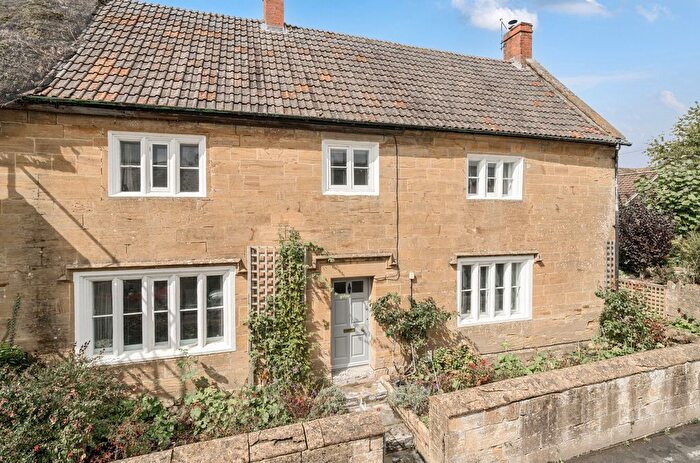 6 Bedroom Semi-Detached House For Sale In Lower Street, Merriott, Somerset, TA16