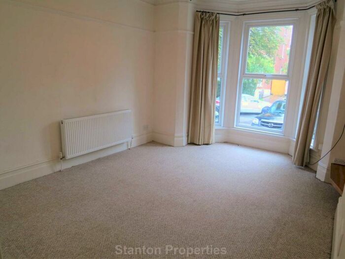 2 Bedroom Apartment To Rent In Old Lansdowne Road, West Didsbury, M20