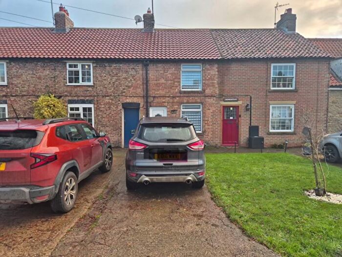 2 Bedroom Cottage To Rent In Weaverthorpe, Malton, YO17