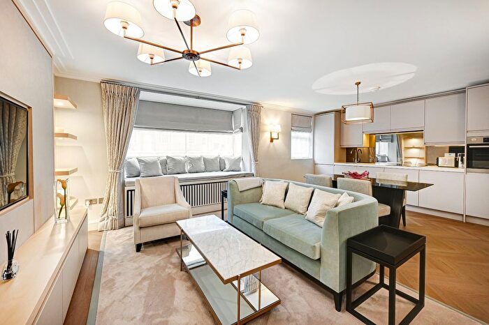 2 Bedroom Flat To Rent In Greville House, Kinnerton Street, SW1X