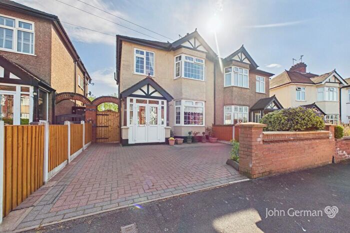 3 Bedroom Semi-Detached House For Sale In Queensville Avenue, Stafford, ST17