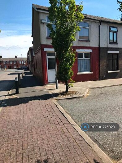 2 Bedroom End Of Terrace House To Rent In Fletcher Road, Preston, PR1