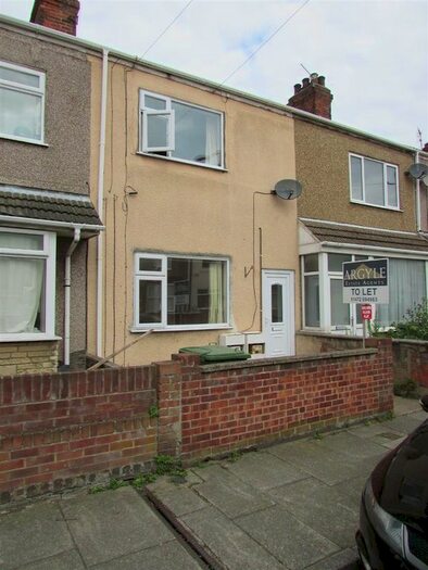 1 Bedroom Flat To Rent In Lovett Street, Cleethorpes, DN35
