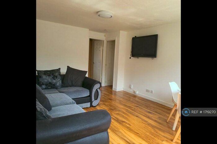 1 Bedroom Flat To Rent In Fossil Grove, Kirkintilloch, Glasgow, G66