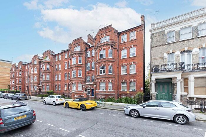 3 Bedroom Flat To Rent In Stanwick Road, London, W14