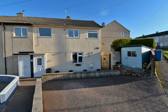 3 Bedroom Semi-Detached House To Rent In Heather View, Skipton, BD23