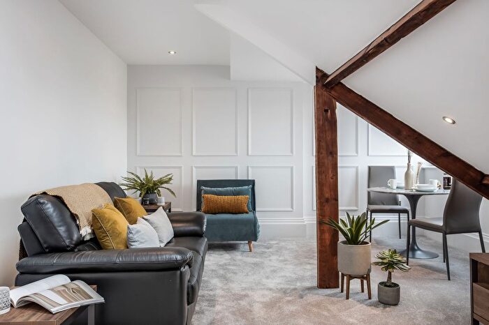 1 Bedroom Flat To Rent In Cavendish Apartments, Warwick Road, CA1