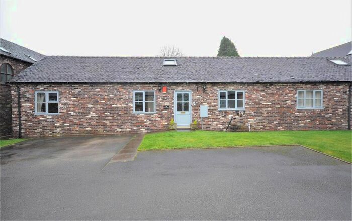 2 Bedroom Semi-Detached Bungalow For Sale In Winghouse Lane, Tittensor, Stoke-On-Trent, ST12