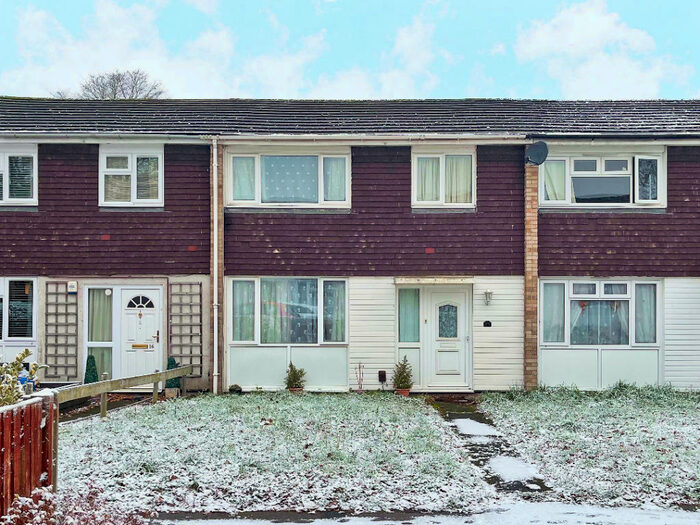 3 Bedroom Terraced House To Rent In Sedgemoor, Farnborough, GU14