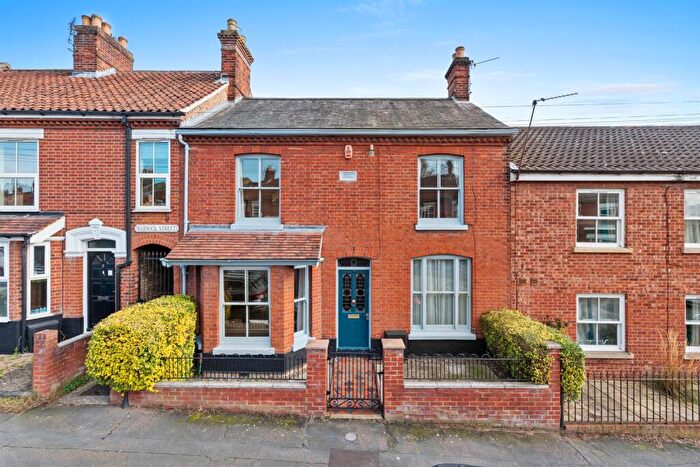 2 Bedroom Terraced House For Sale In Warwick Street, Norwich, NR2