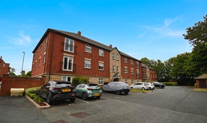 2 Bedroom Apartment To Rent In Chapel View, Eastham, CH62