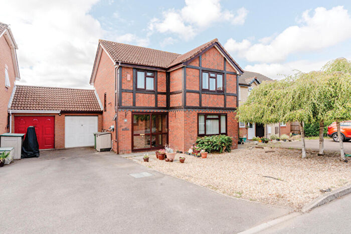 4 Bedroom Detached House For Sale In Campion Drive, Bradley Stoke, Bristol, Gloucestershire, BS32