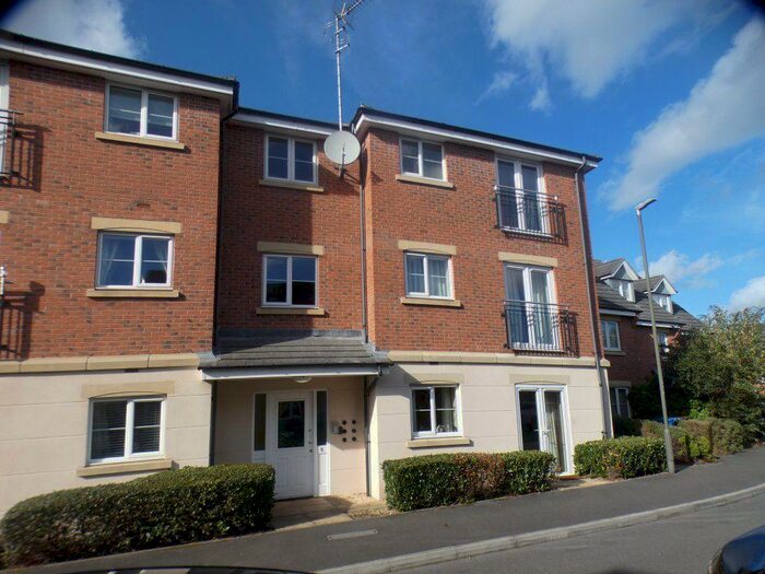 2 Bedroom Flat To Rent In Hickling Close, Long Eaton, Nottingham, NG10